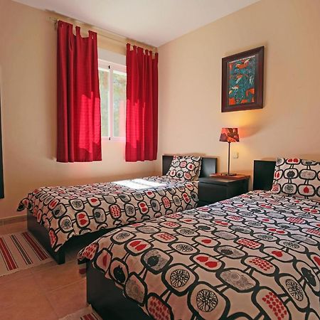 Villa Antares para 2 a 10 personas en Renera Bagian luar foto